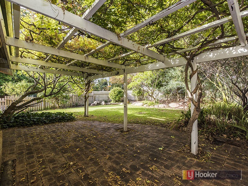 9 Richardson Avenue, Claremont WA 6010