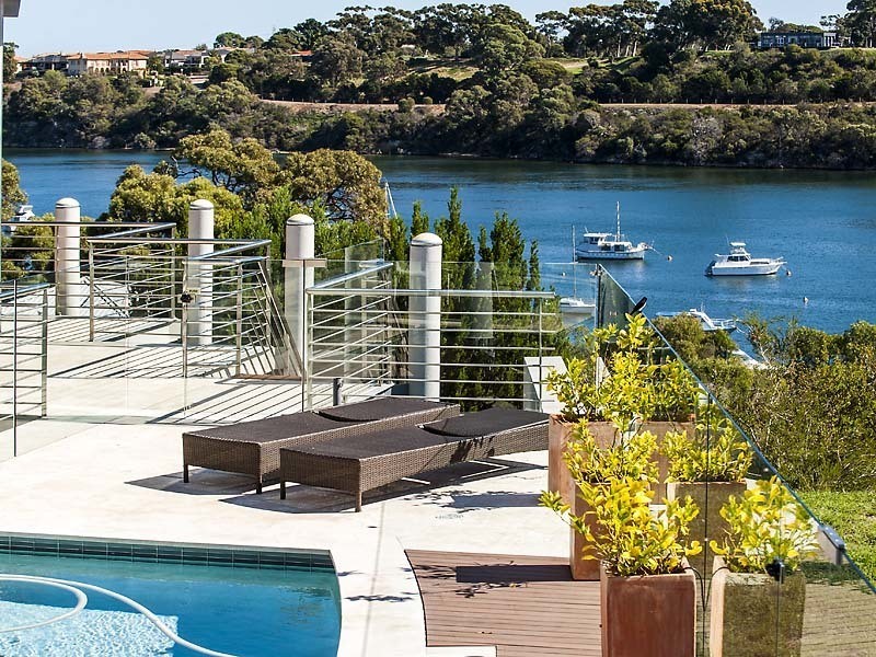 127 Point Walter Road, Bicton WA 6157