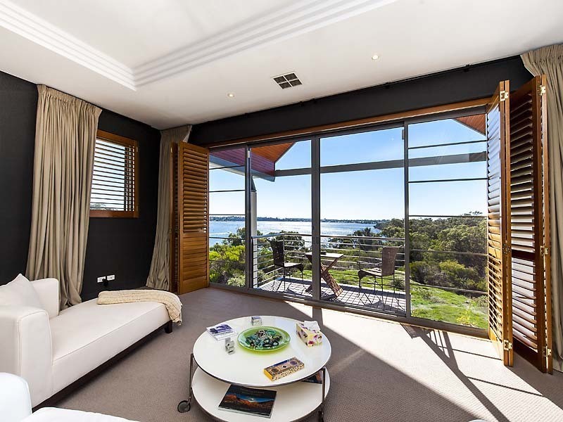 127 Point Walter Road, Bicton WA 6157