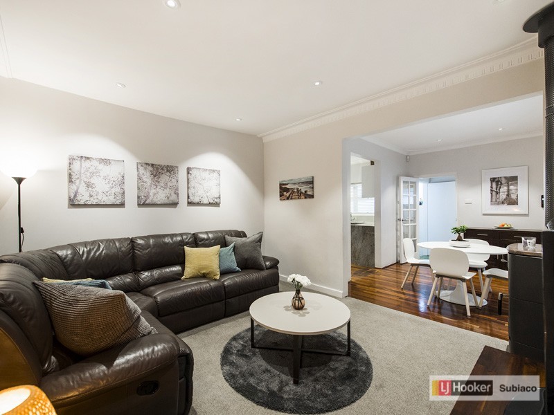 6a Purdom Road, Wembley Downs WA 6019