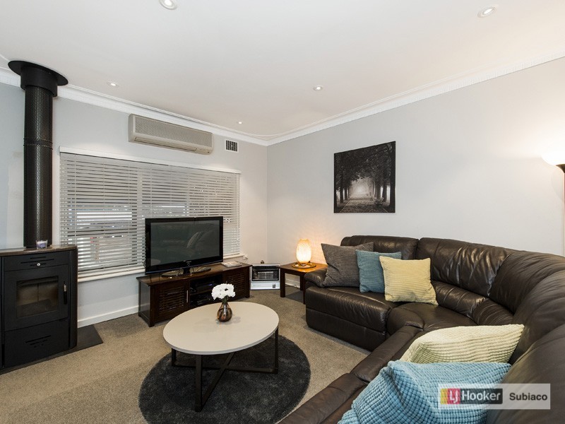 6a Purdom Road, Wembley Downs WA 6019