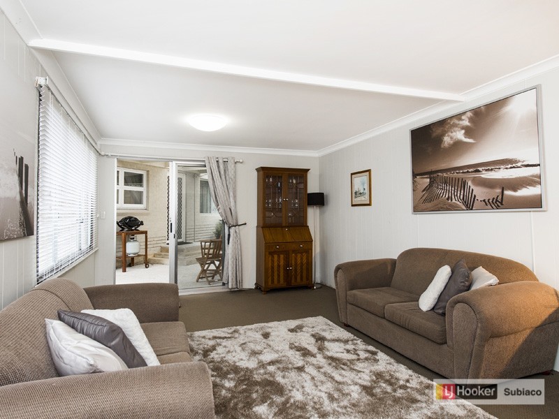 6a Purdom Road, Wembley Downs WA 6019