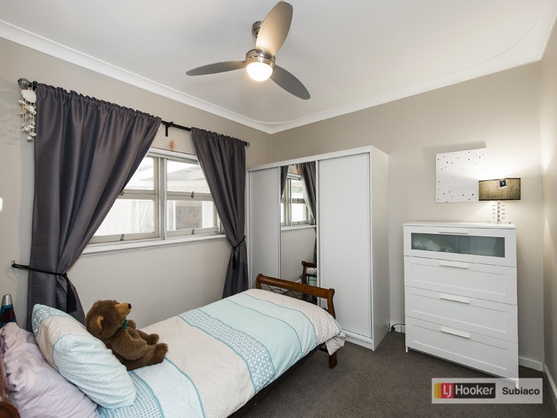 6a Purdom Road, Wembley Downs WA 6019