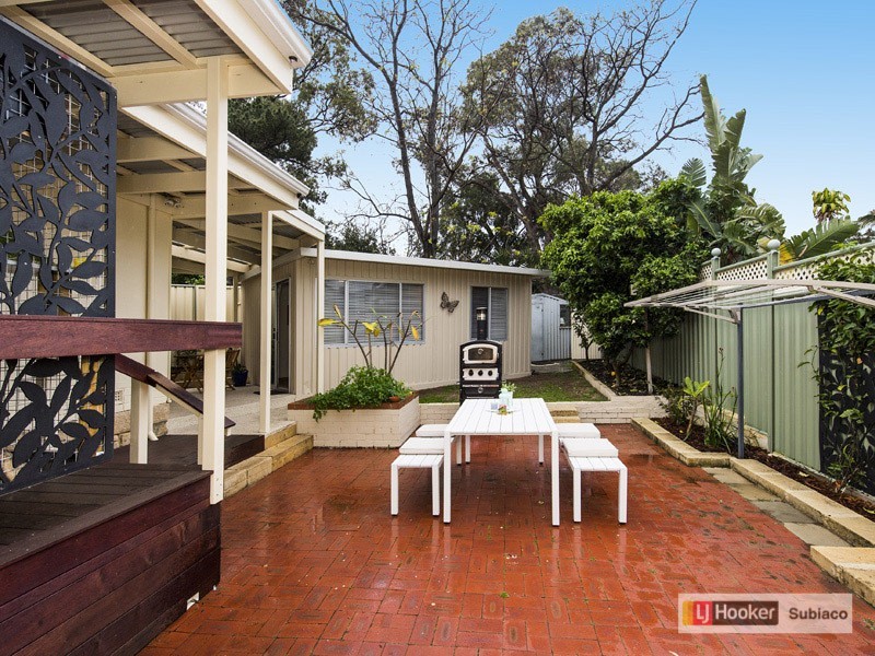 6a Purdom Road, Wembley Downs WA 6019