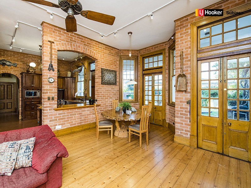 3 Crewe Street, Bicton WA 6157