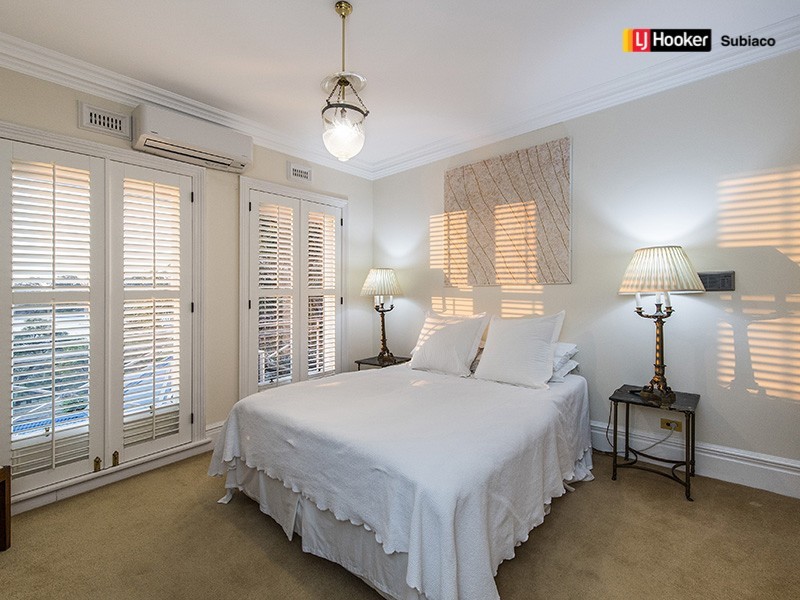 3 Crewe Street, Bicton WA 6157