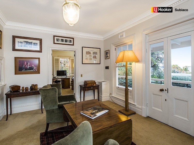 3 Crewe Street, Bicton WA 6157