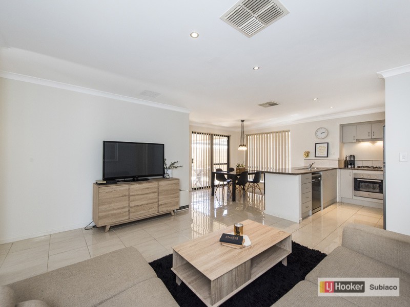 41 Lakey Street, Southern River WA 6110