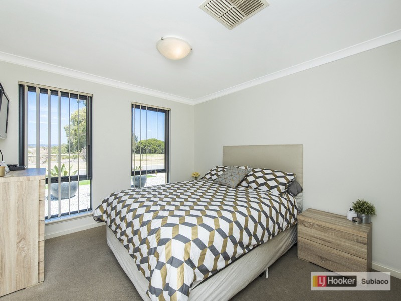 41 Lakey Street, Southern River WA 6110