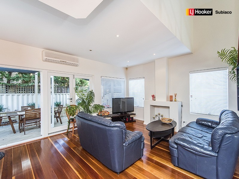 17 Salisbury Street, Subiaco WA 6008