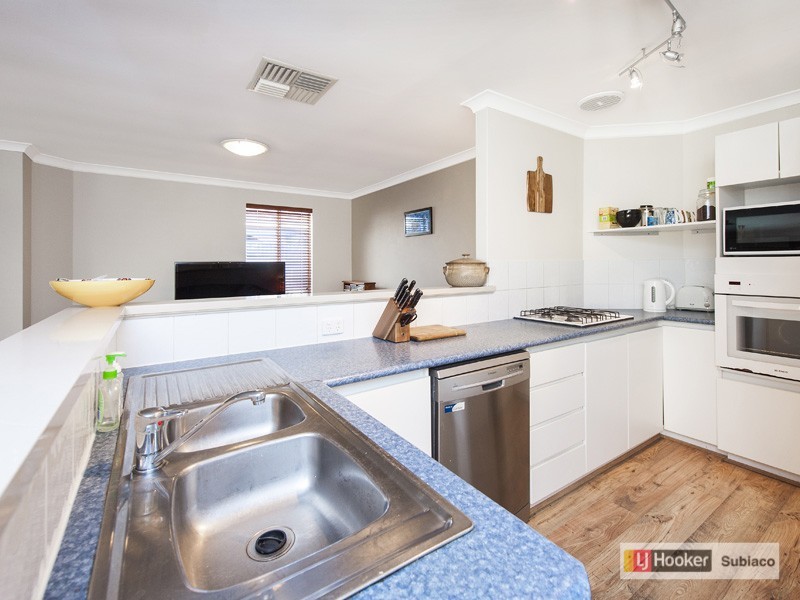 2/15 Anthony Way, Tuart Hill WA 6060