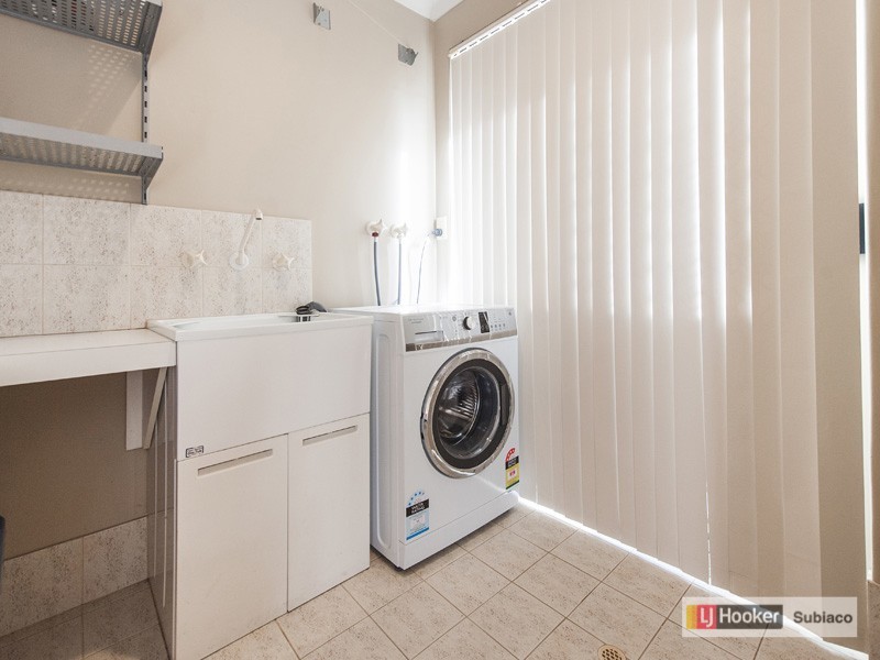 2/15 Anthony Way, Tuart Hill WA 6060