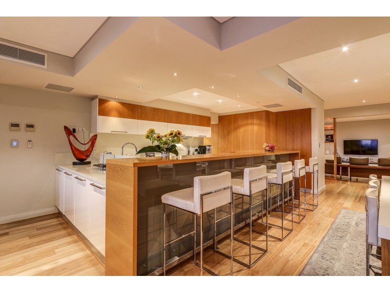 Level 6/7/30/134 Mounts Bay Road, Perth WA 6000