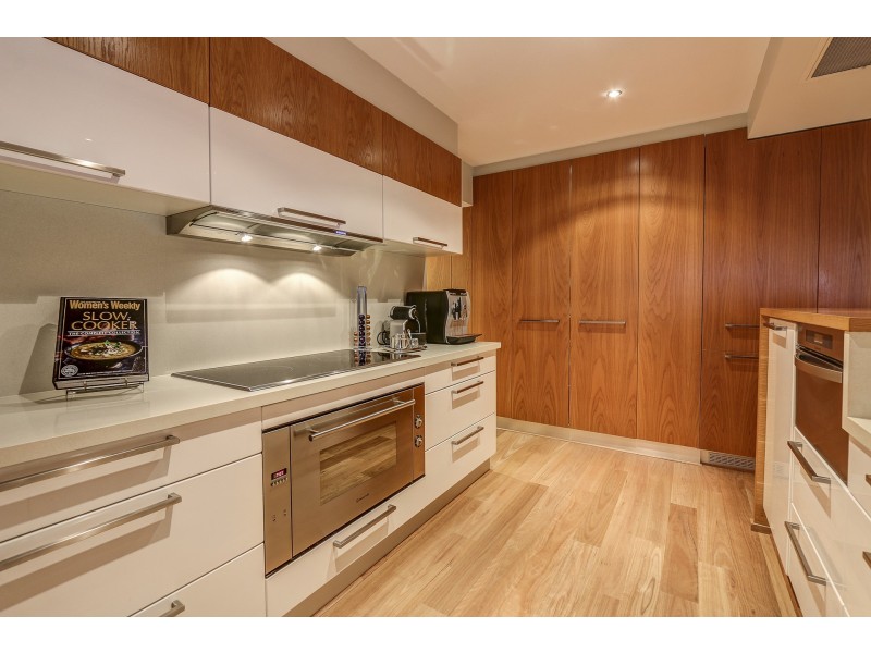 Level 6/7/30/134 Mounts Bay Road, Perth WA 6000