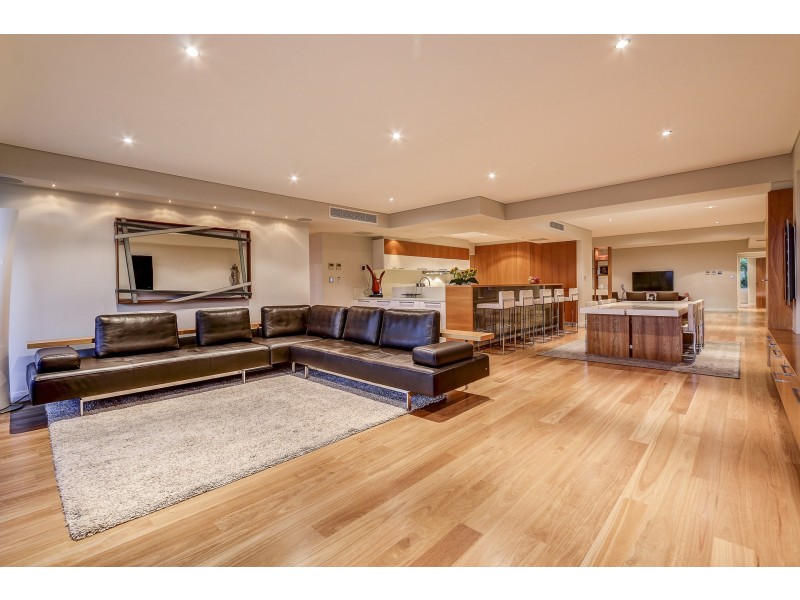 Level 6/7/30/134 Mounts Bay Road, Perth WA 6000