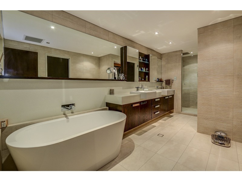 Level 6/7/30/134 Mounts Bay Road, Perth WA 6000