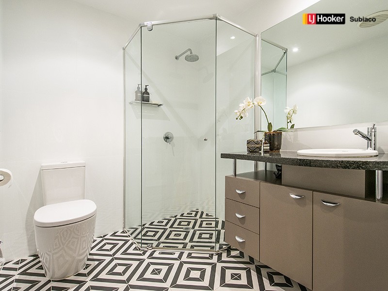 30/1 Roydhouse Street, Subiaco WA 6008