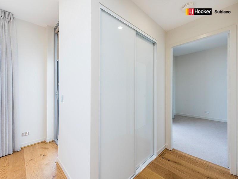 701/2 Rutland Avenue, Lathlain WA 6100