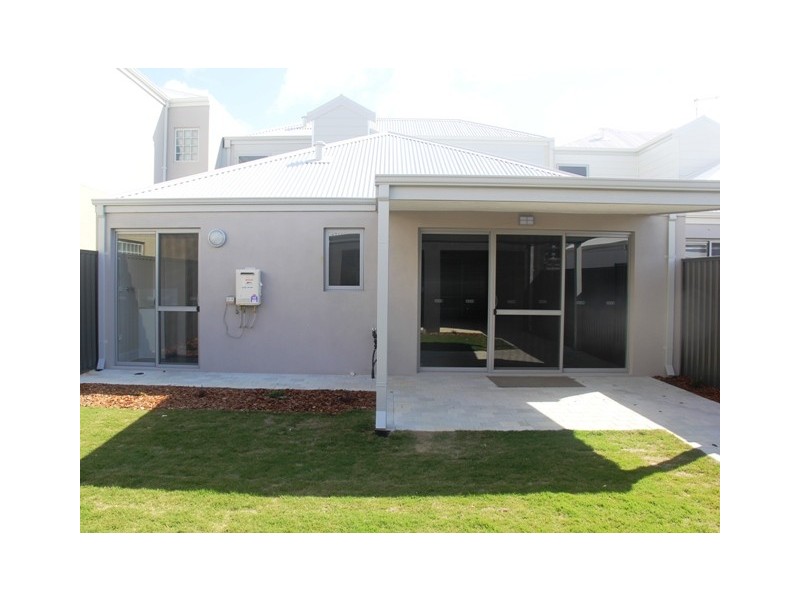 15 Stirling Grove, Mandurah WA 6210