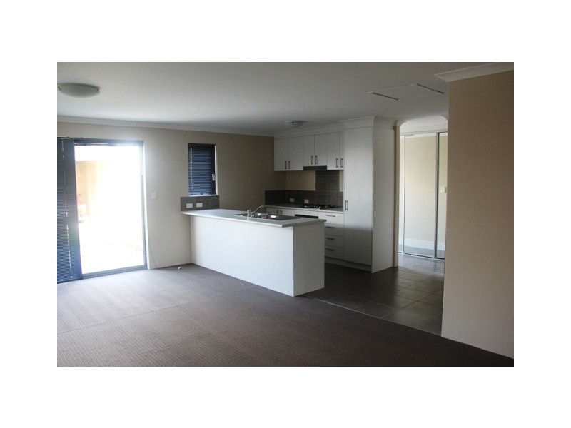 15 Stirling Grove, Mandurah WA 6210