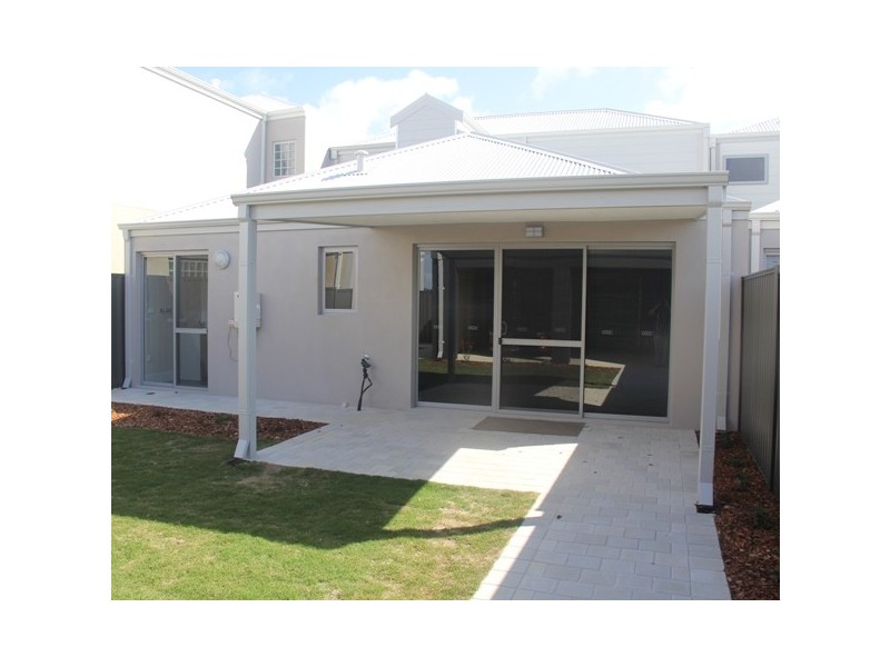 15 Stirling Grove, Mandurah WA 6210