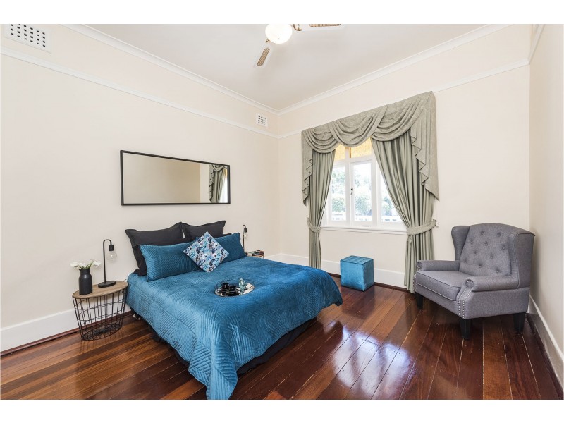 13 Rosebery Street, Bayswater WA 6053