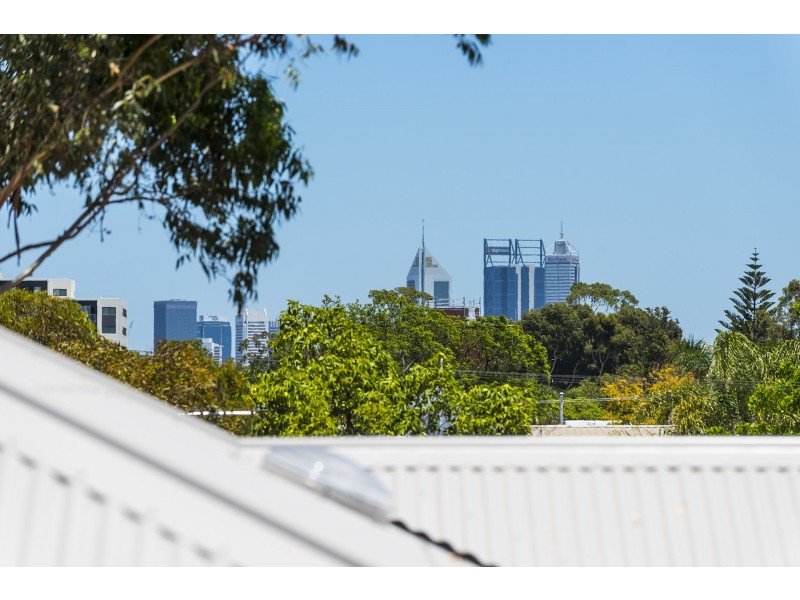 13 Rosebery Street, Bayswater WA 6053