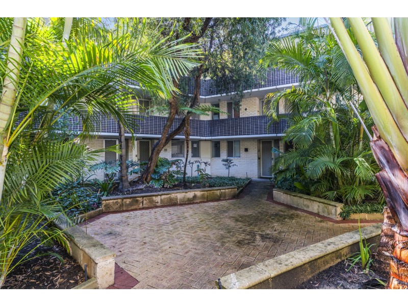28/1 Herdsman Parade, Wembley WA 6014