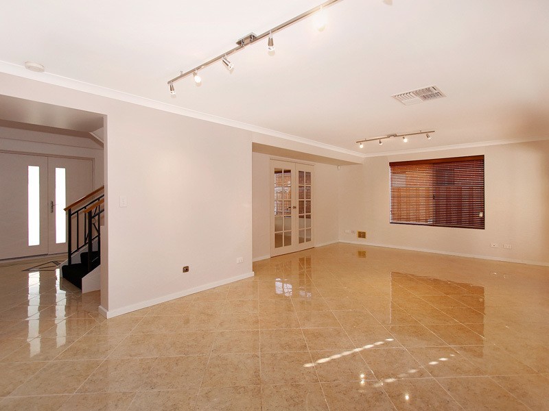 6A Waterway Crescent, Ascot WA 6104