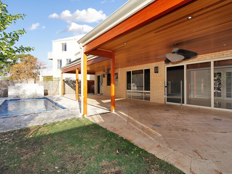 6A Waterway Crescent, Ascot WA 6104