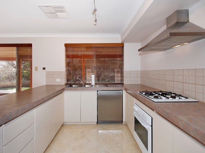 6A Waterway Crescent, Ascot WA 6104