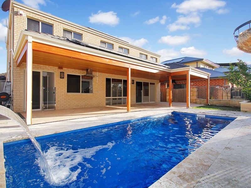 6A Waterway Crescent, Ascot WA 6104