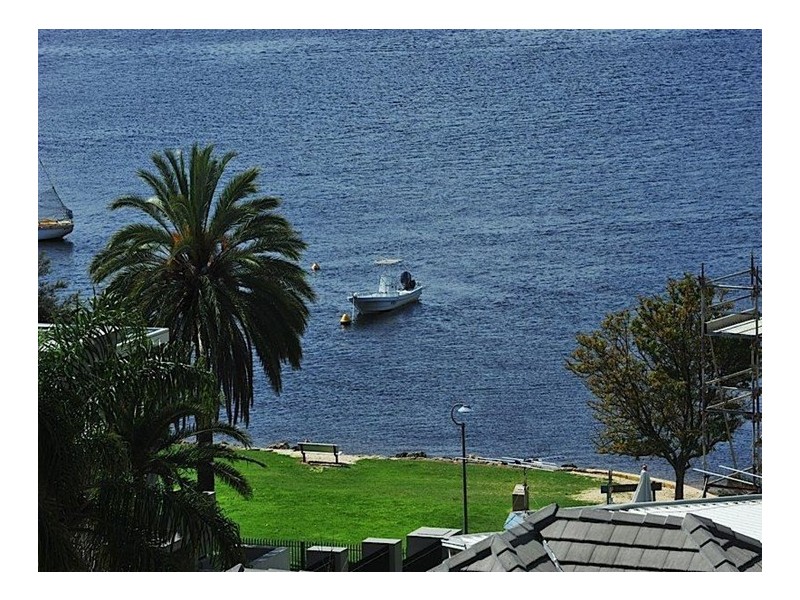 2 The Coombe, Mosman Park WA 6012