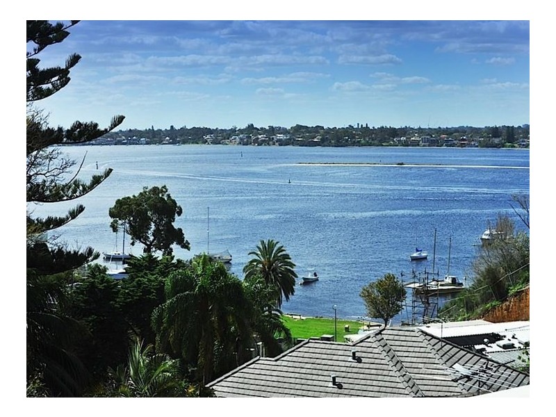 2 The Coombe, Mosman Park WA 6012