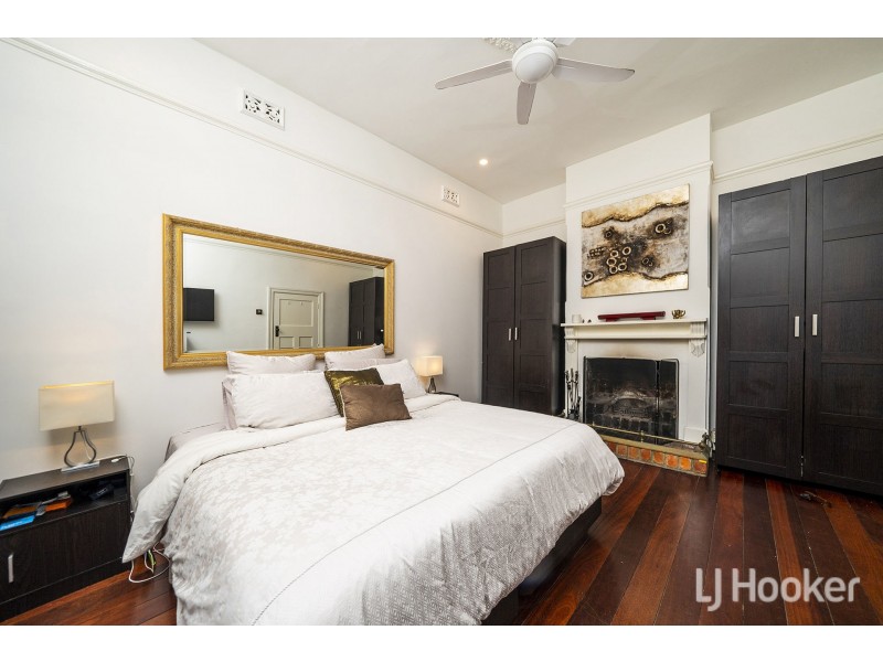 105 Tenth Avenue, Inglewood WA 6052