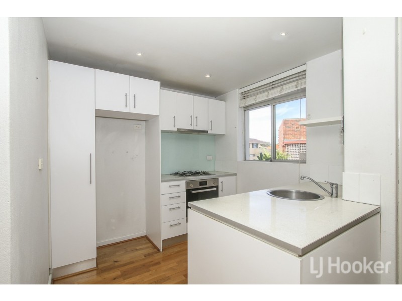7/39 Kinsella Street, Joondanna WA 6060