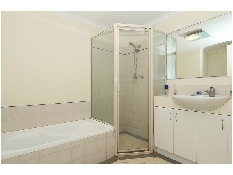 15/11 Norman Street, St James WA 6102
