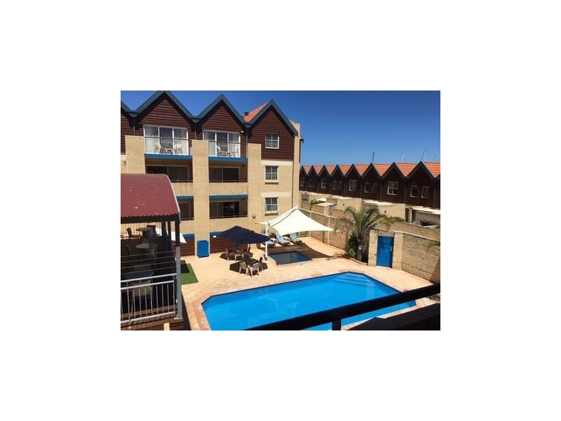 Level 1/211/68 Southside Drive, Hillarys WA 6025