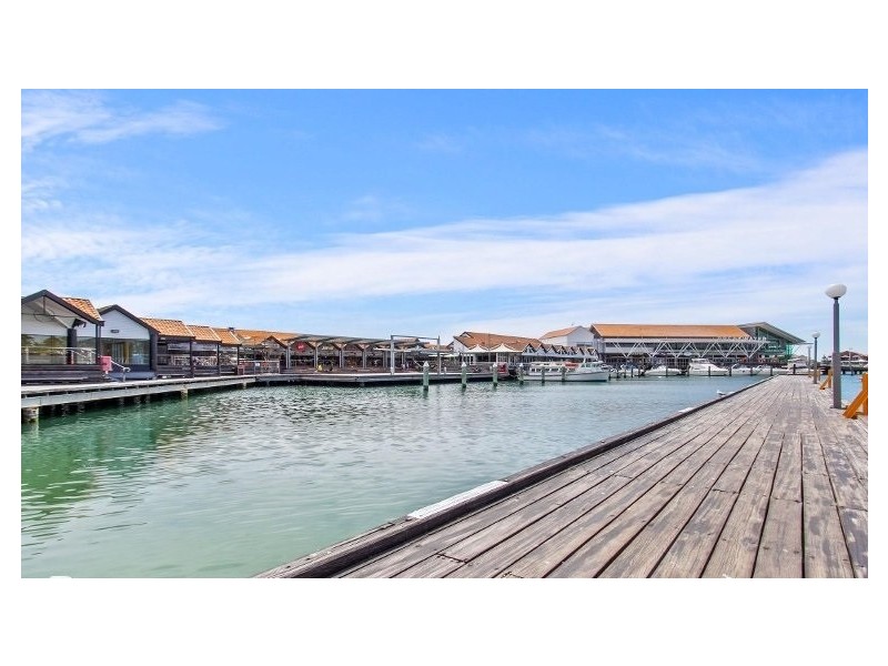 Level 1/211/68 Southside Drive, Hillarys WA 6025