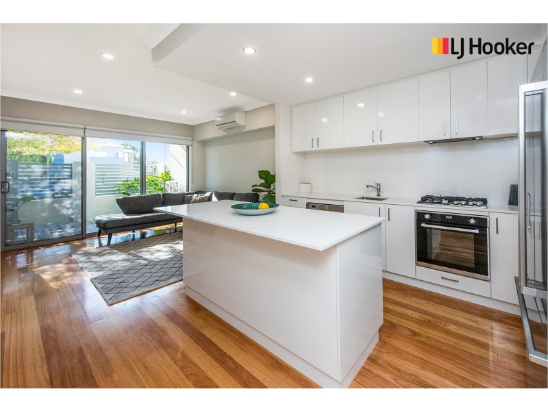 2/32 Pollard Street, Glendalough WA 6016