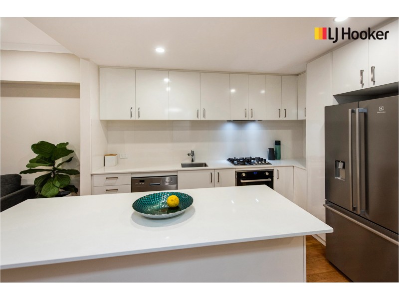 2/32 Pollard Street, Glendalough WA 6016