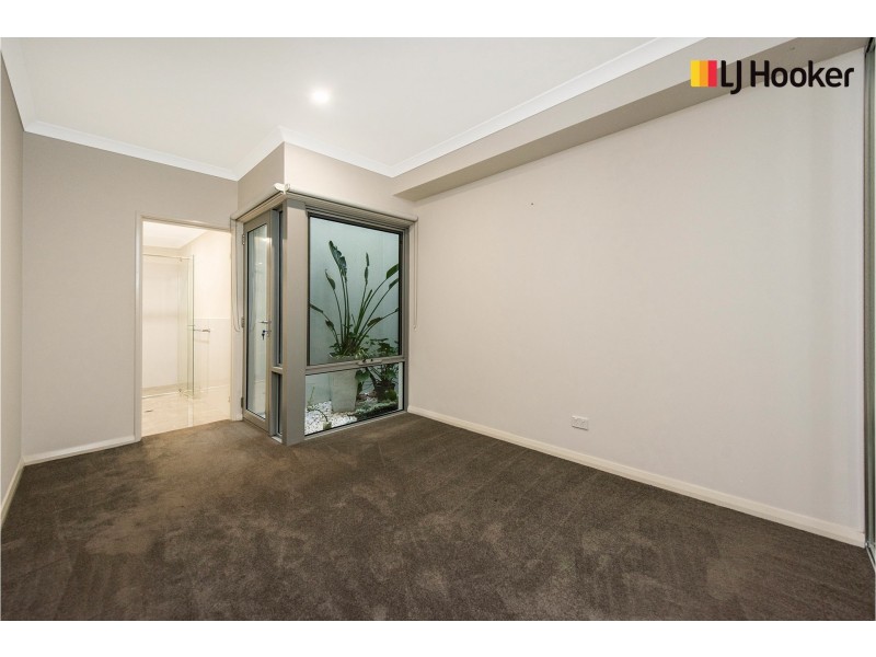 2/32 Pollard Street, Glendalough WA 6016