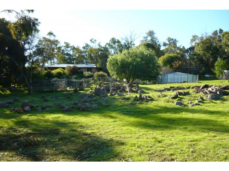 105 Tilden Drive, Gidgegannup WA 6083