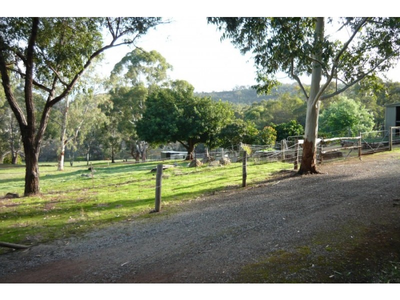 105 Tilden Drive, Gidgegannup WA 6083