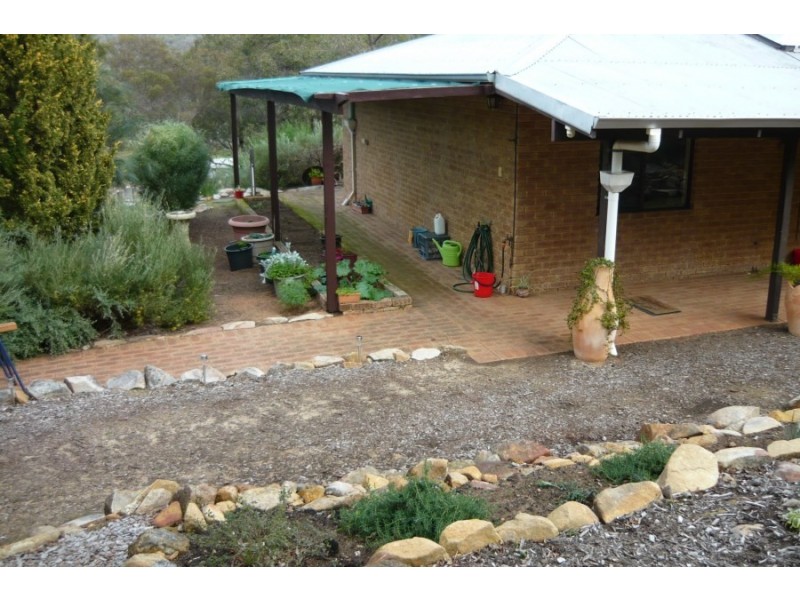 105 Tilden Drive, Gidgegannup WA 6083