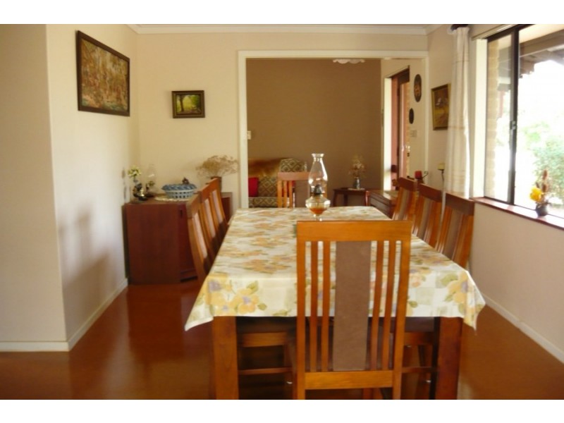 105 Tilden Drive, Gidgegannup WA 6083