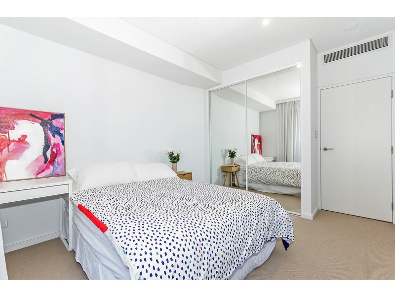 13/2 Milyarm Rise, Swanbourne WA 6010