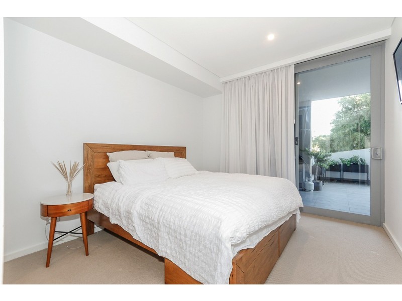 13/2 Milyarm Rise, Swanbourne WA 6010