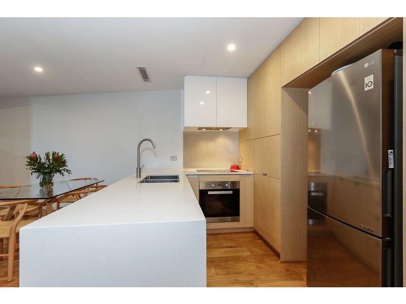 13/2 Milyarm Rise, Swanbourne WA 6010