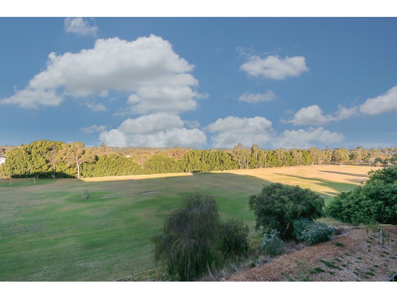 13/2 Milyarm Rise, Swanbourne WA 6010